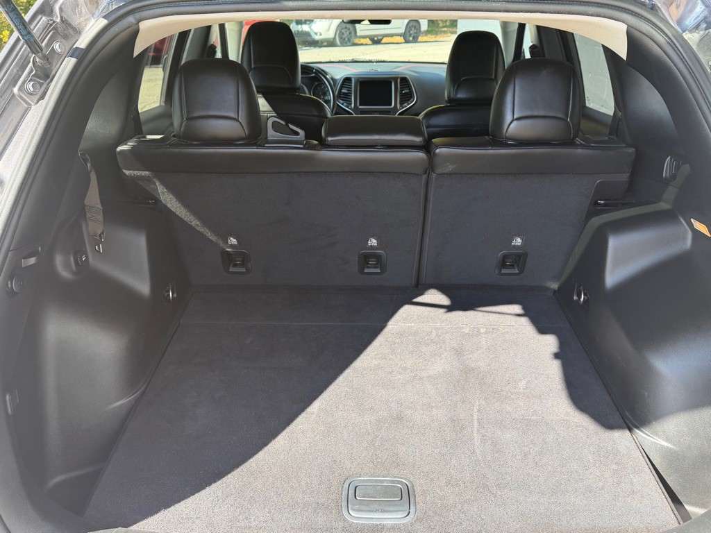 2020 Jeep Cherokee Image 11
