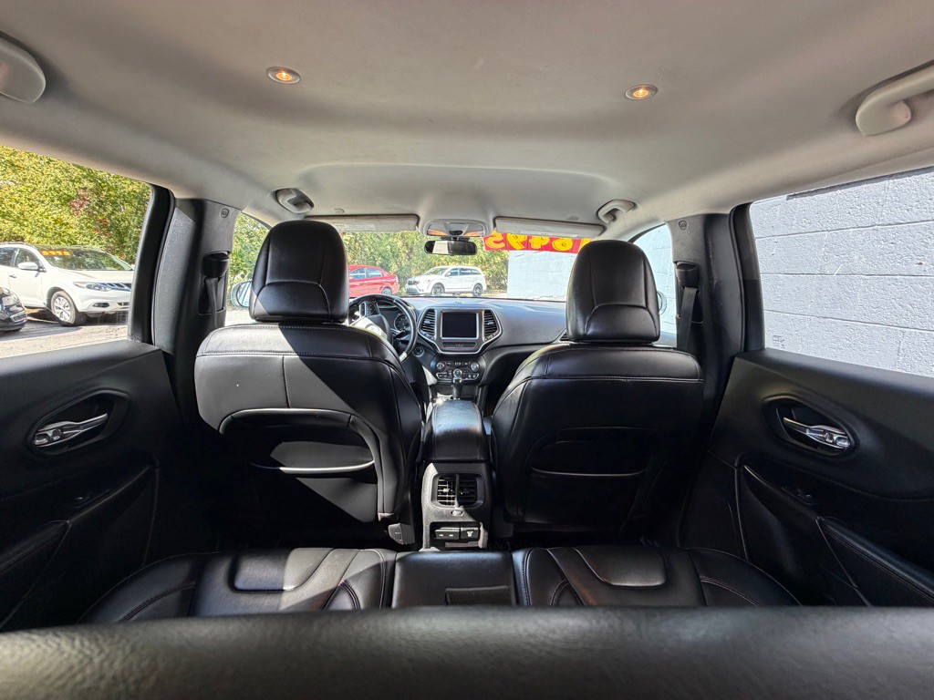 2020 Jeep Cherokee Image 15