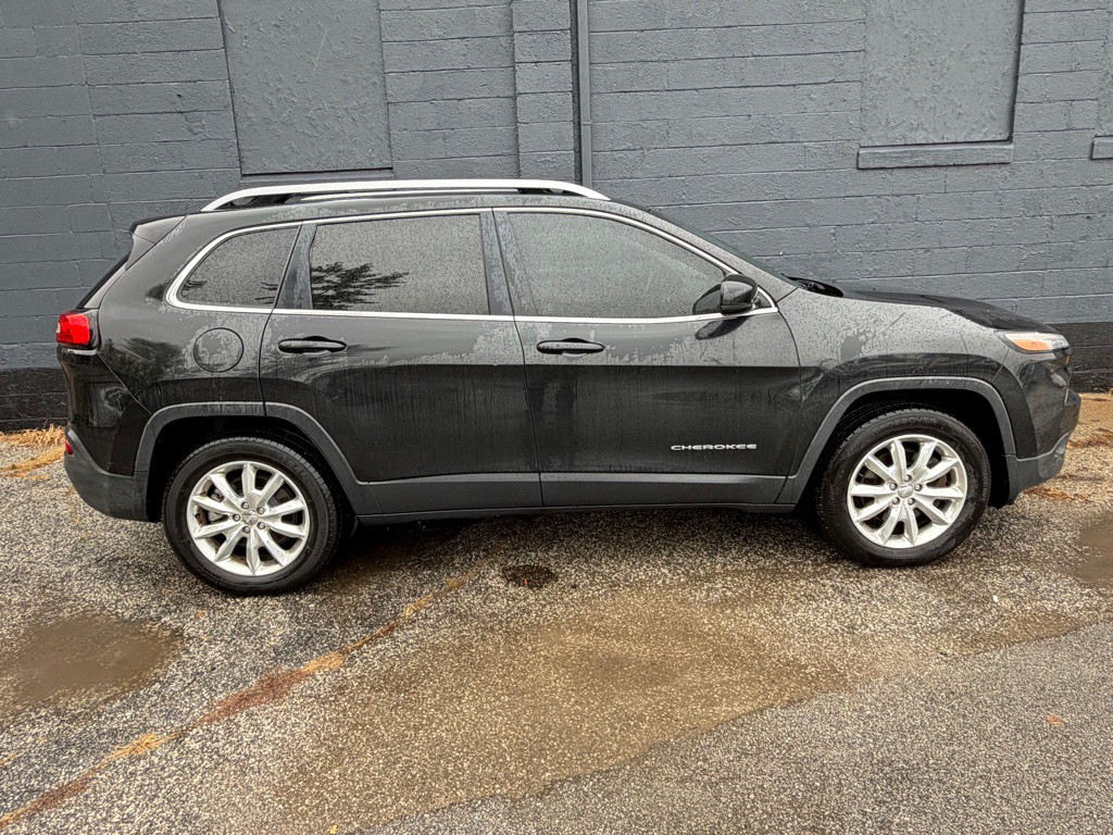 2016 Jeep Cherokee Image 3