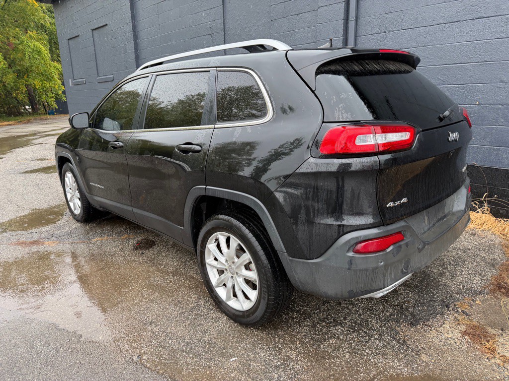 2016 Jeep Cherokee Image 6