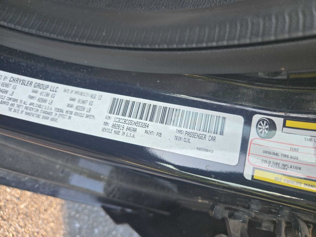 2013 Chrysler 200 Image 4