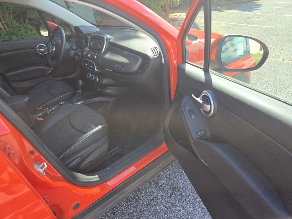 2016 FIAT 500 Image 34