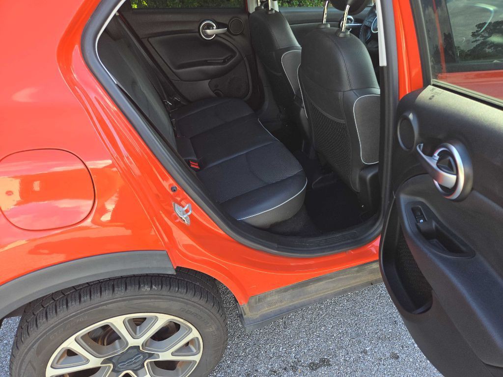 2016 FIAT 500 Image 41