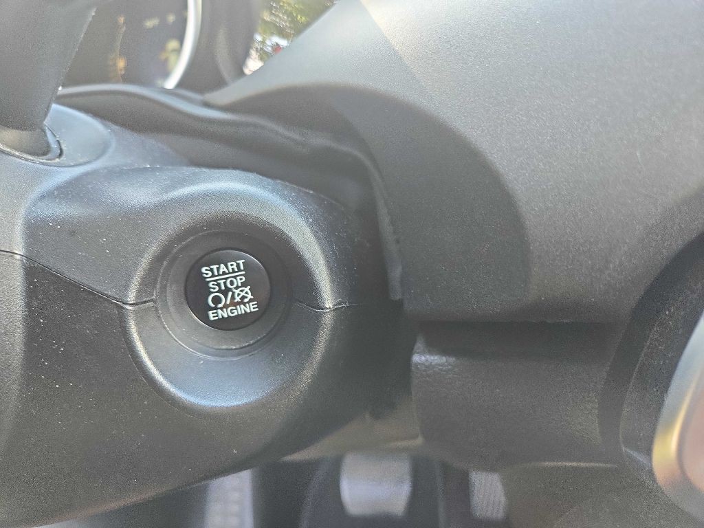 2016 FIAT 500 Image 57