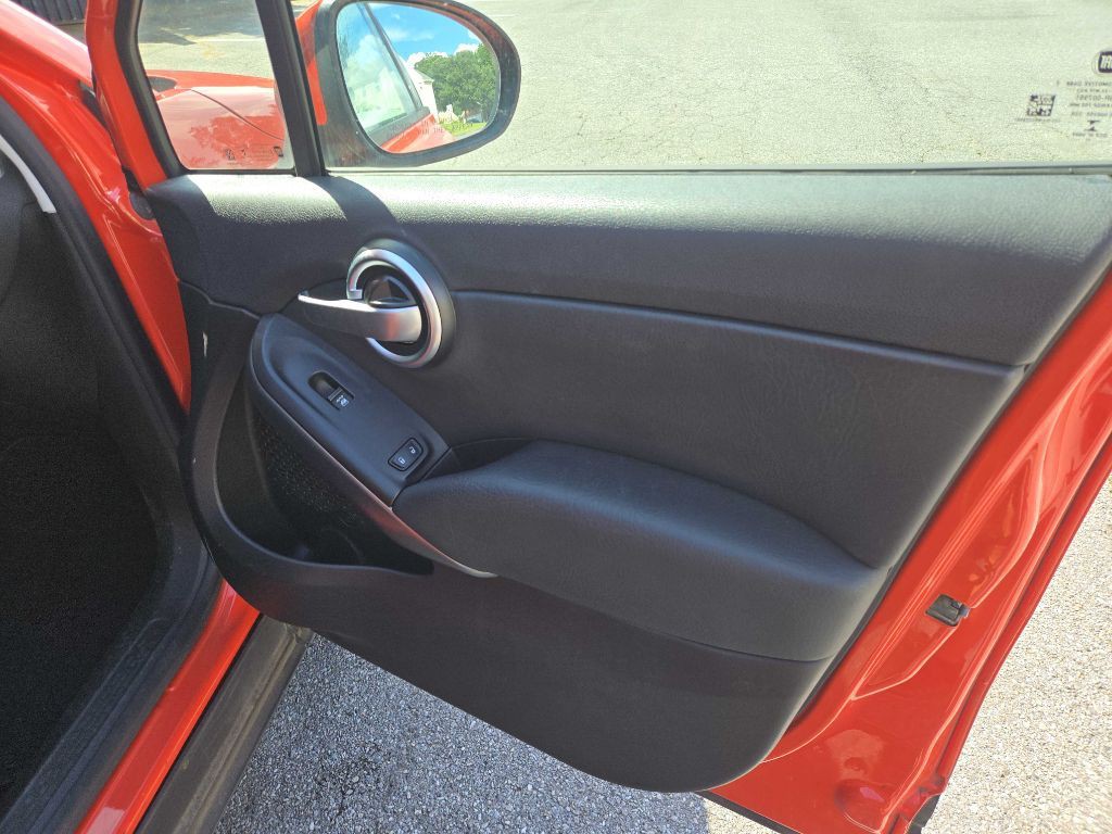 2016 FIAT 500 Image 71