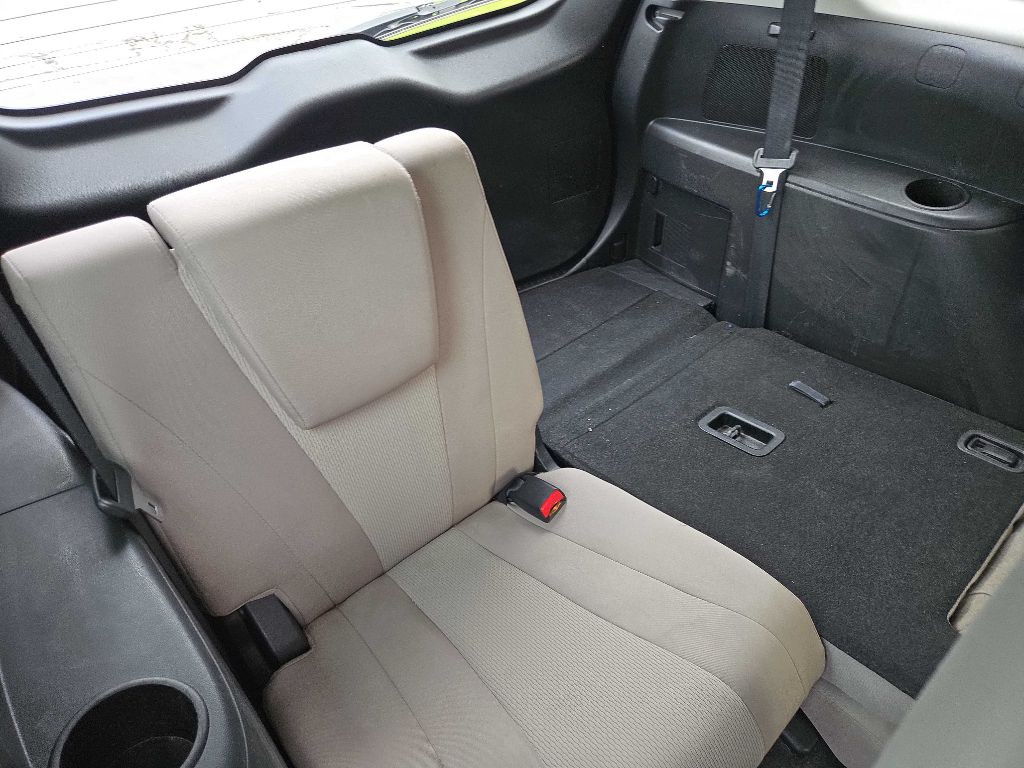 2013 Mazda Mazda5 Image 11