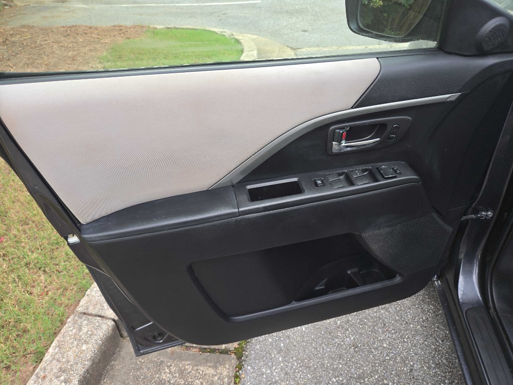 2013 Mazda Mazda5 Image 23