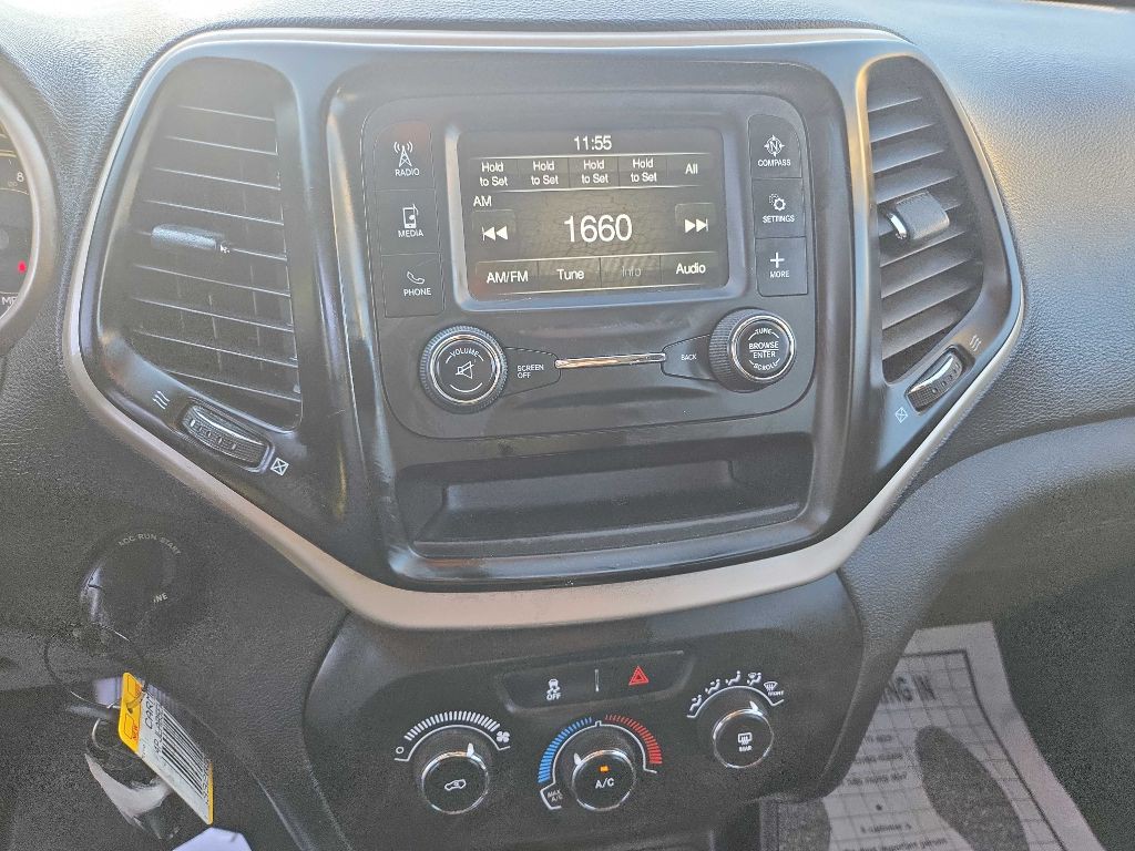 2014 Jeep Cherokee Image 22