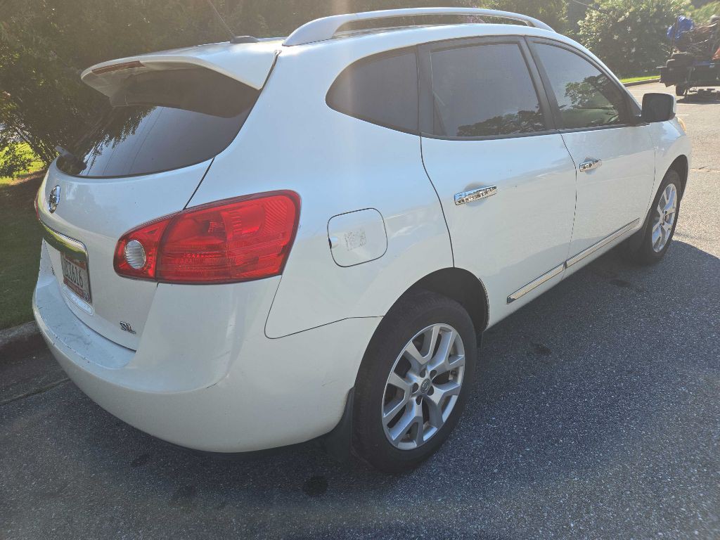 2011 Nissan Rogue Image 12