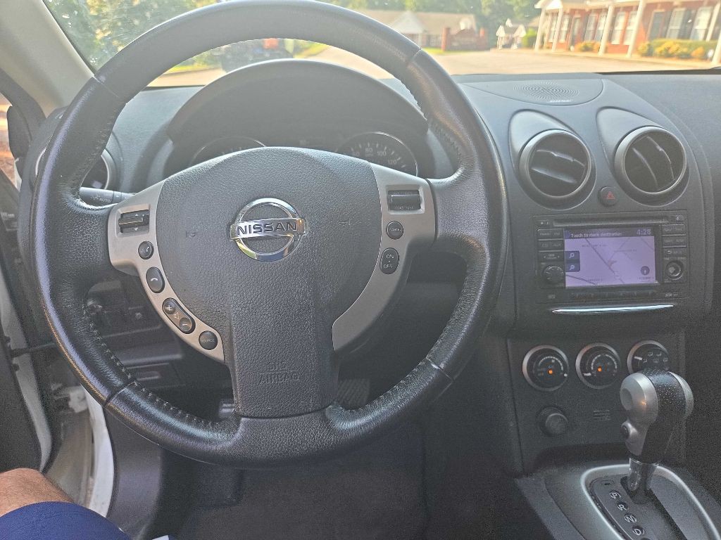 2011 Nissan Rogue Image 29