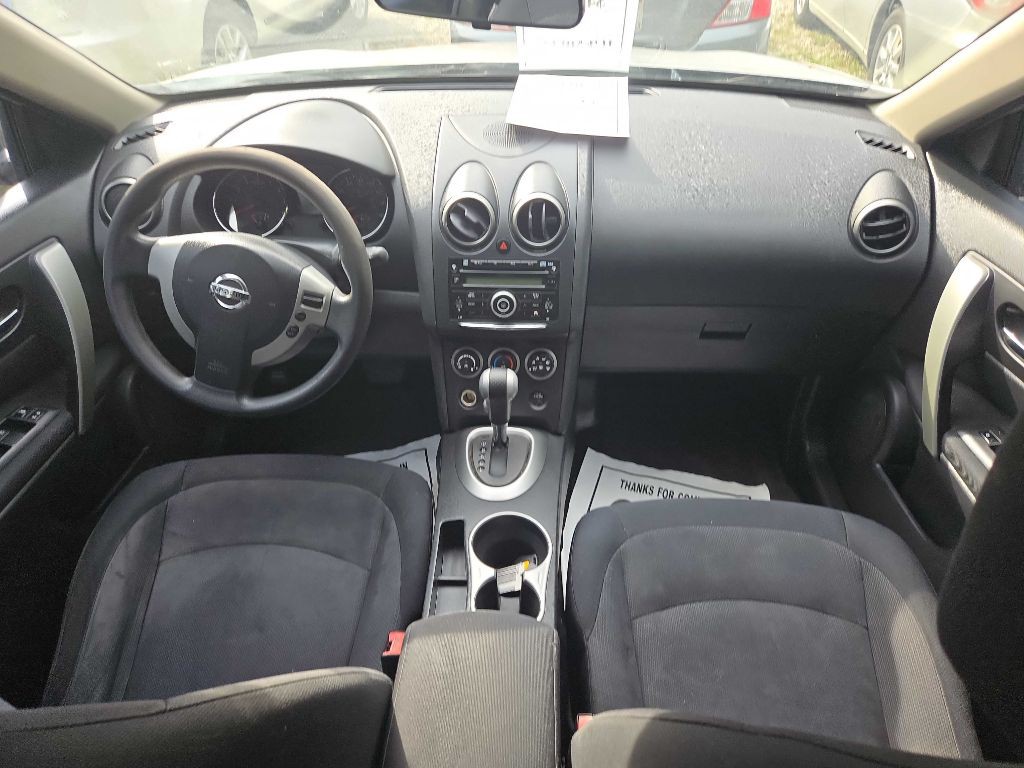 2011 Nissan Rogue Image 9