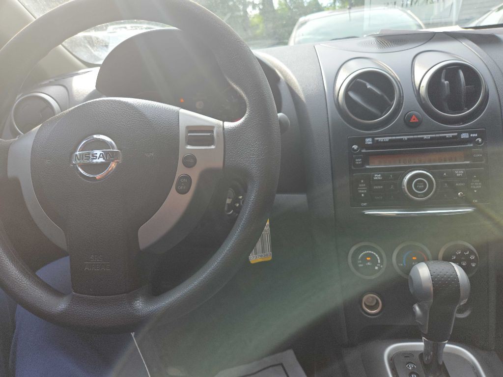 2011 Nissan Rogue Image 22
