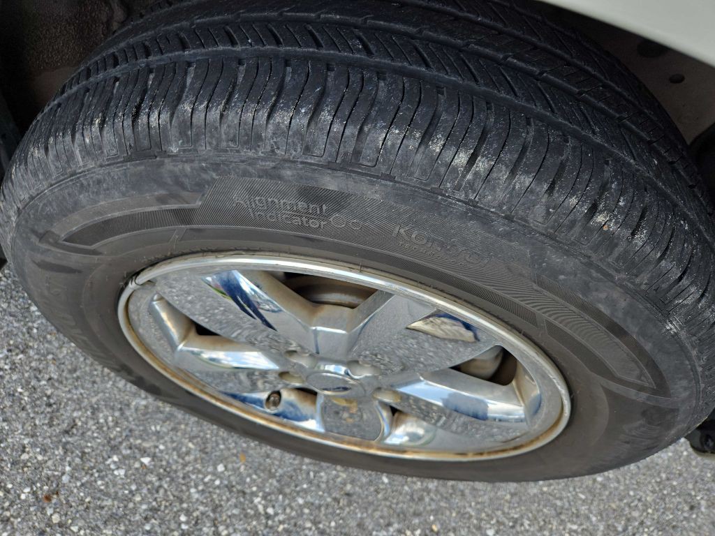 2008 Ford Escape Image 5