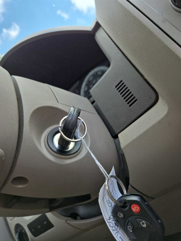 2008 Ford Escape Image 12