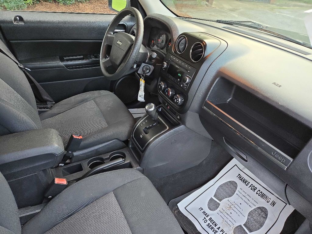 2010 Jeep Patriot Image 8