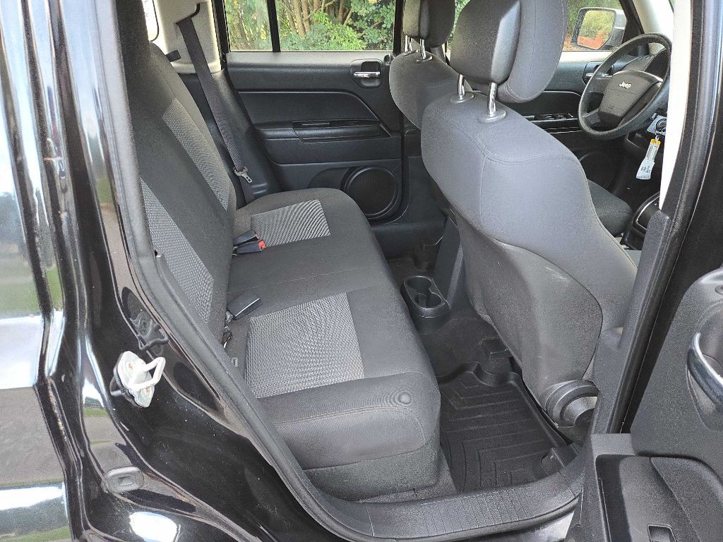 2010 Jeep Patriot Image 10