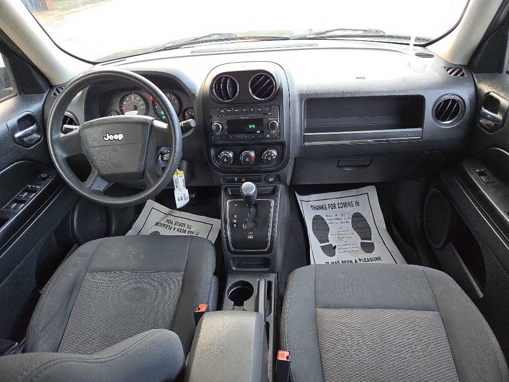 2010 Jeep Patriot Image 11