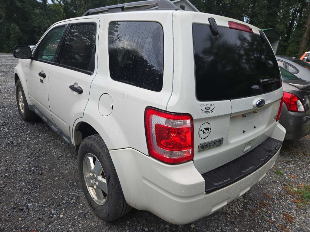2011 Ford Escape Image 8