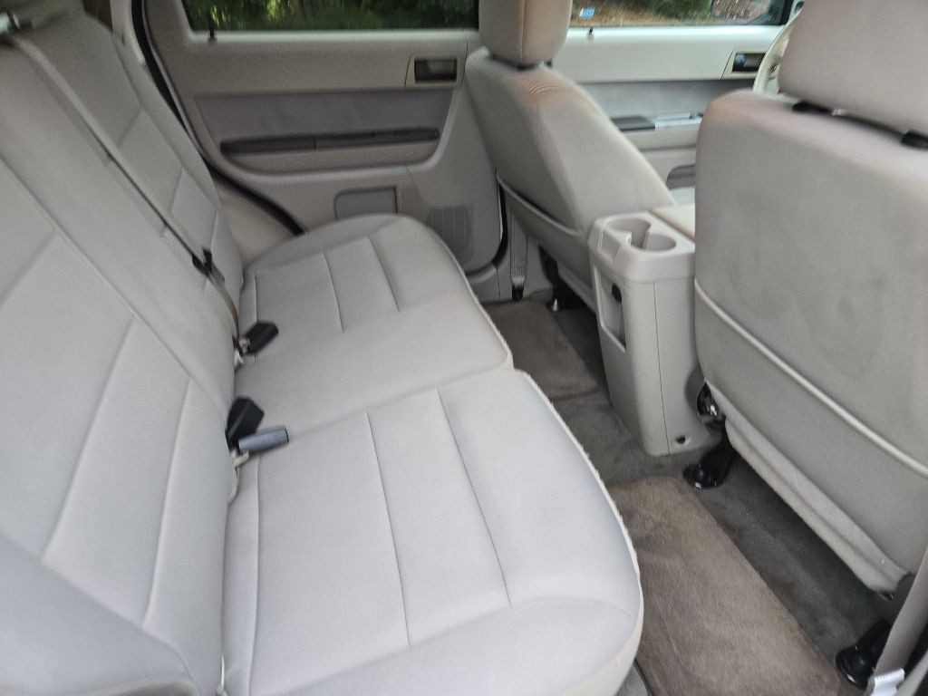 2011 Ford Escape Image 10