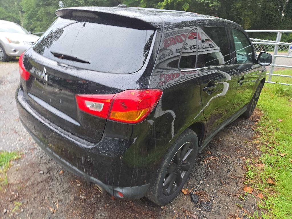 2013 Mitsubishi Outlander Image 6