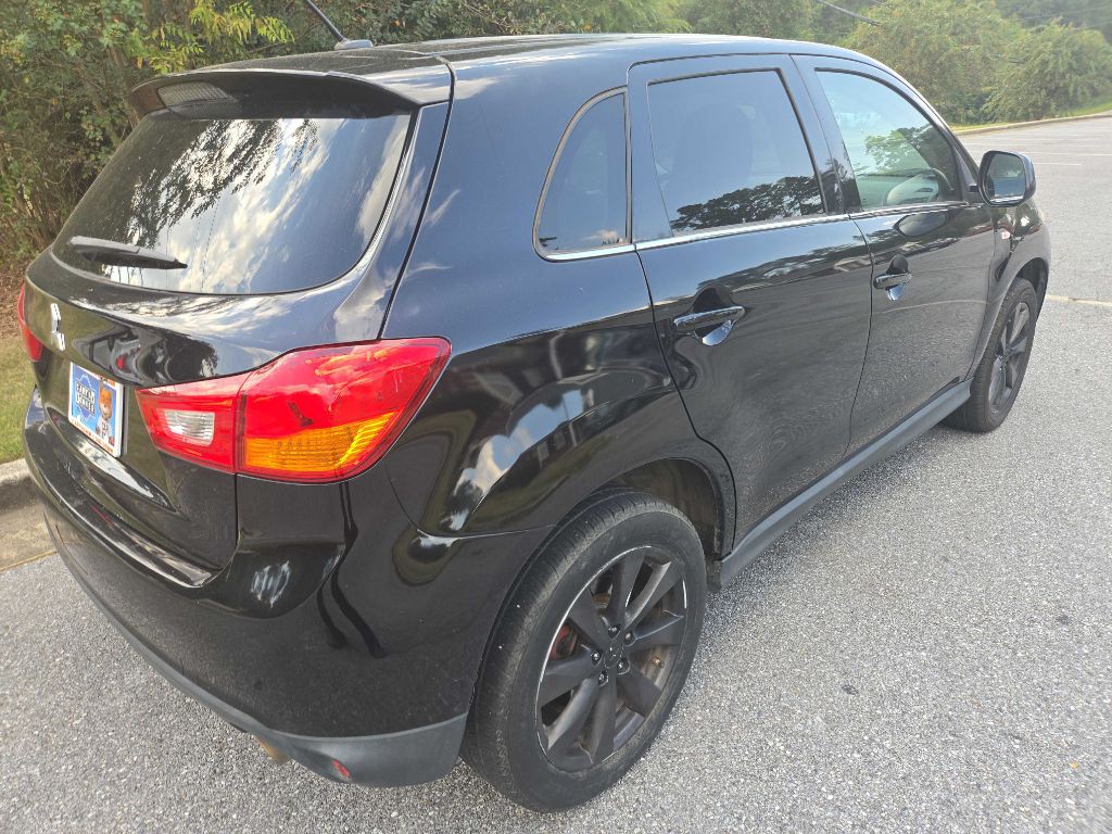 2013 Mitsubishi Outlander Image 13