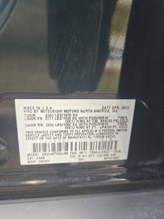 2013 Mitsubishi Outlander Image 22