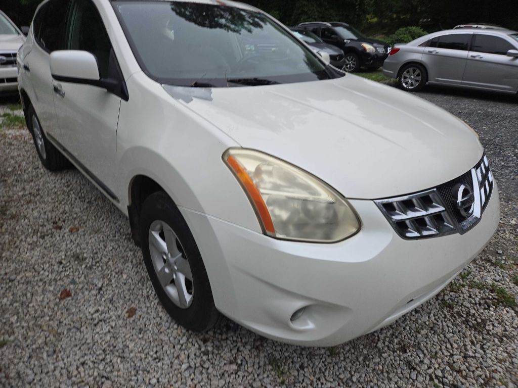 2013 Nissan Rogue Image 2