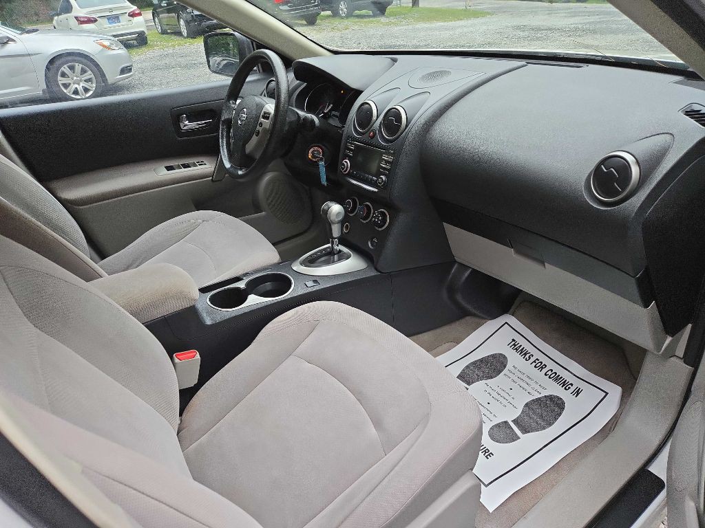 2013 Nissan Rogue Image 3