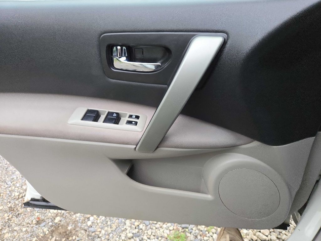 2013 Nissan Rogue Image 14