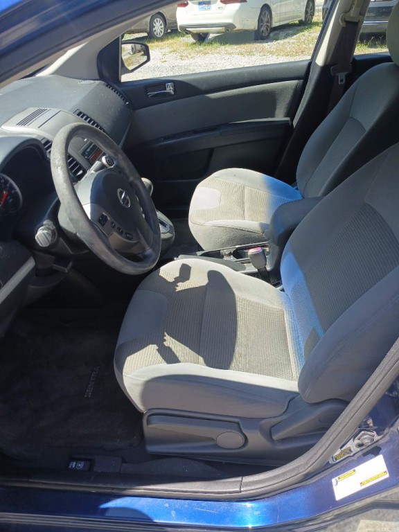 2010 Nissan Sentra Image 5