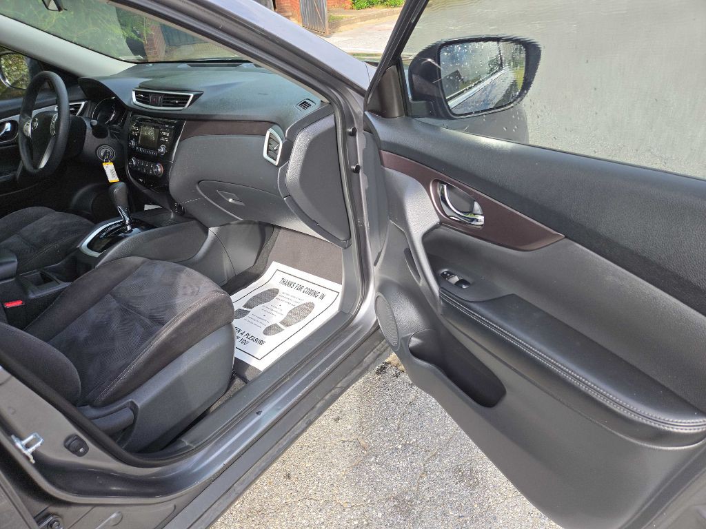 2015 Nissan Rogue Image 6