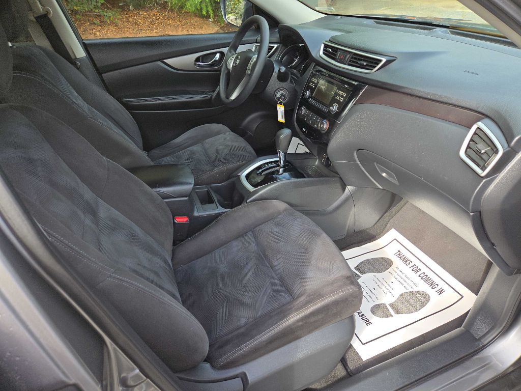 2015 Nissan Rogue Image 7