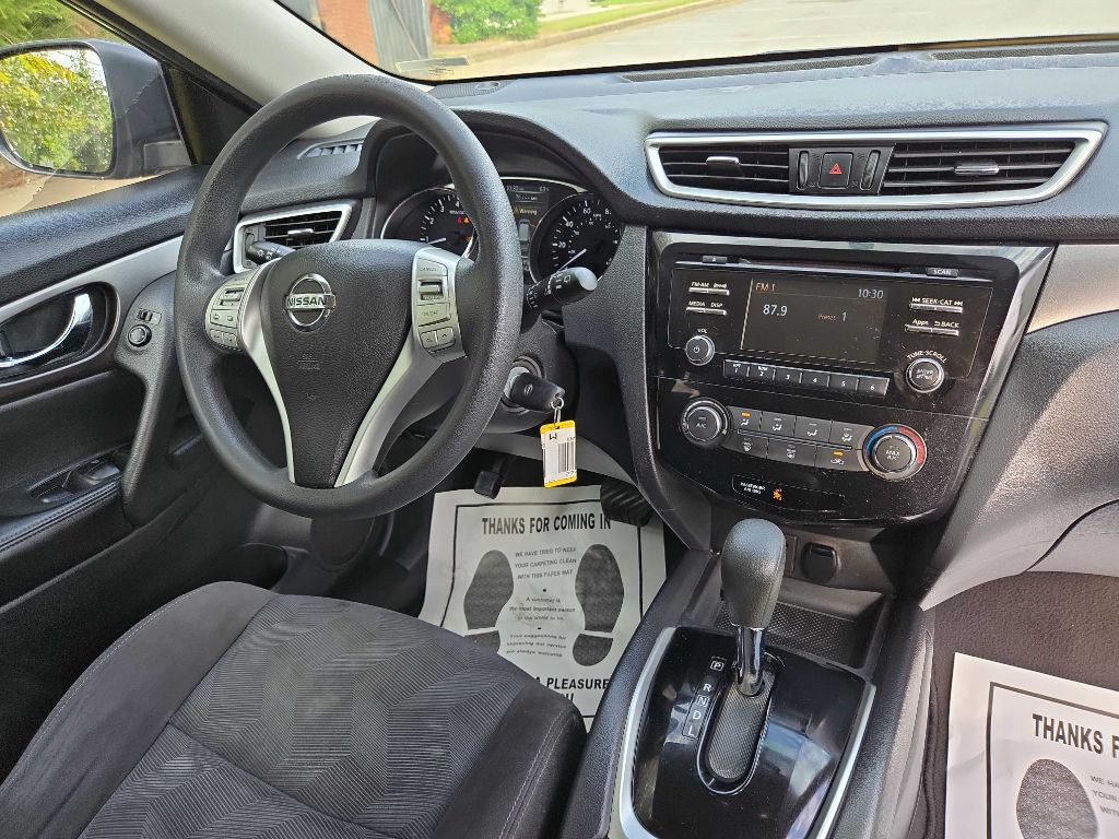 2015 Nissan Rogue Image 9