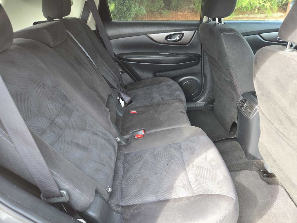 2015 Nissan Rogue Image 11