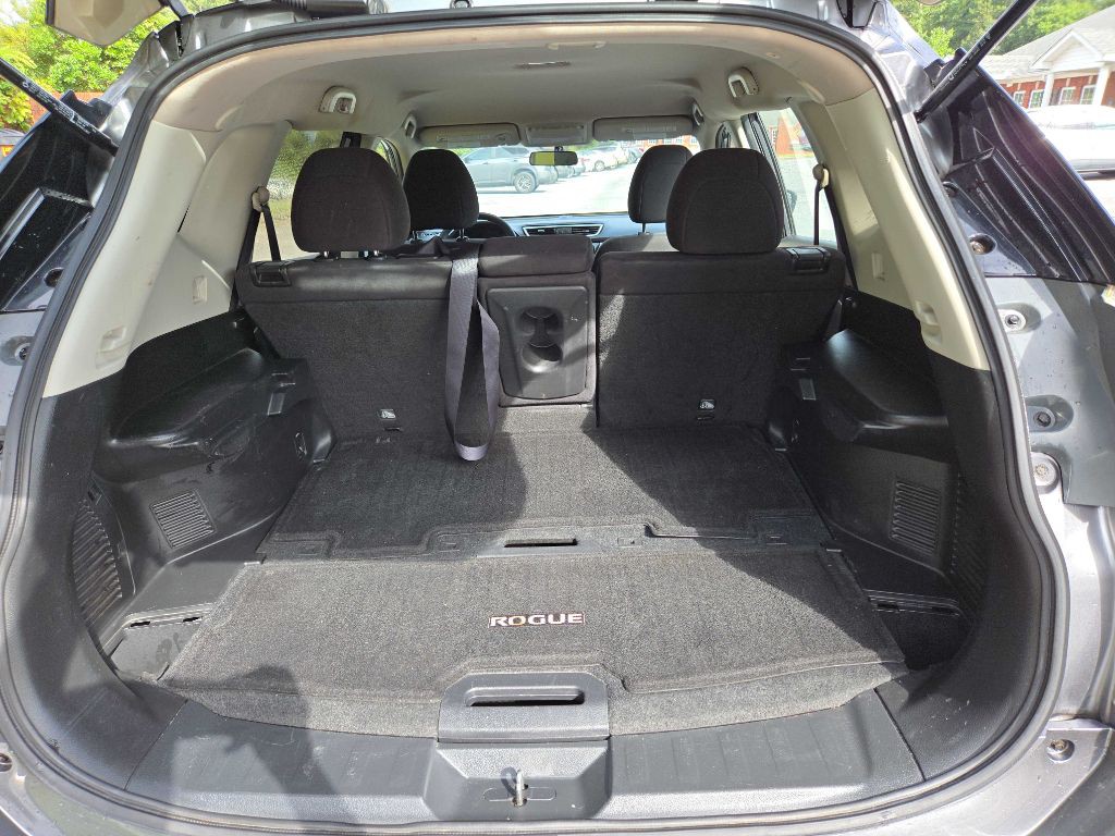 2015 Nissan Rogue Image 16