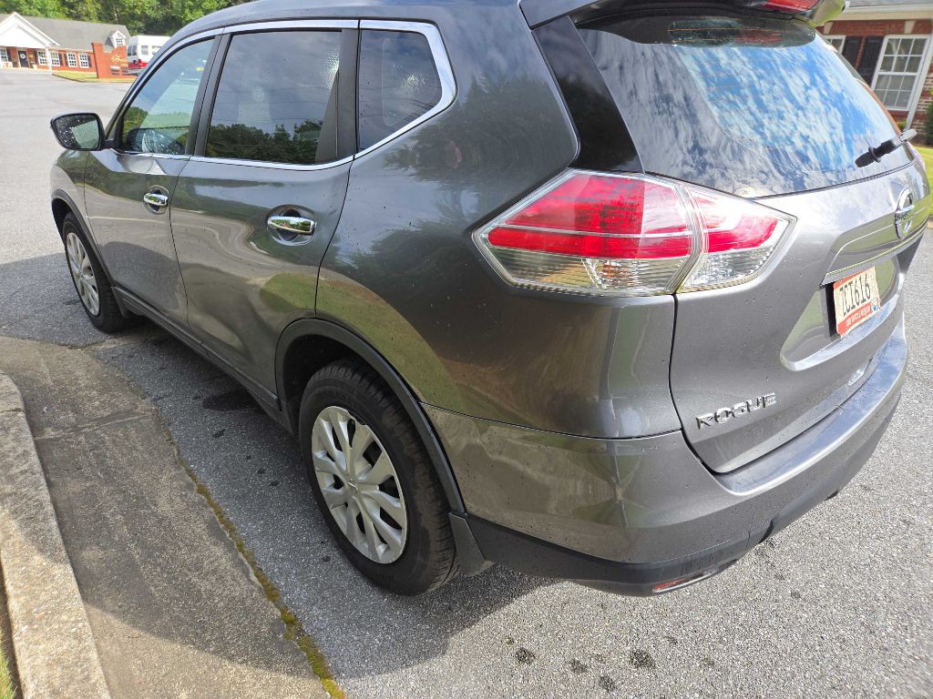 2015 Nissan Rogue Image 18