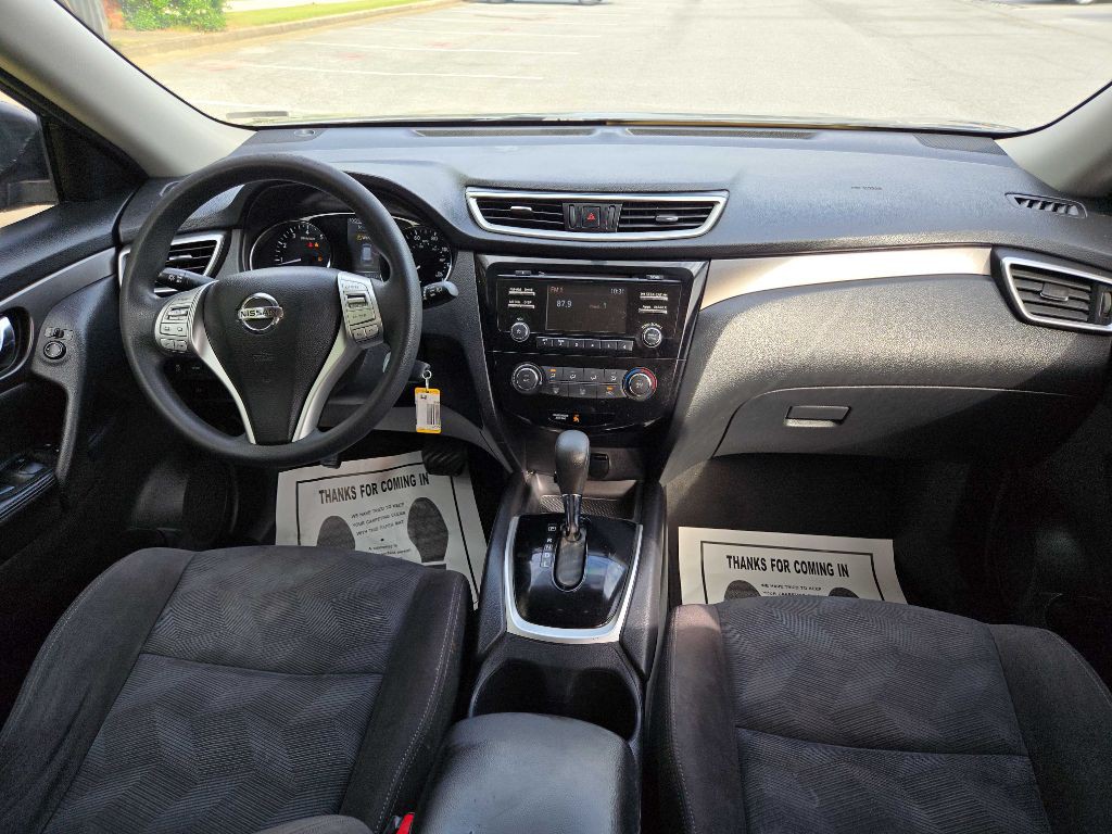 2015 Nissan Rogue Image 35