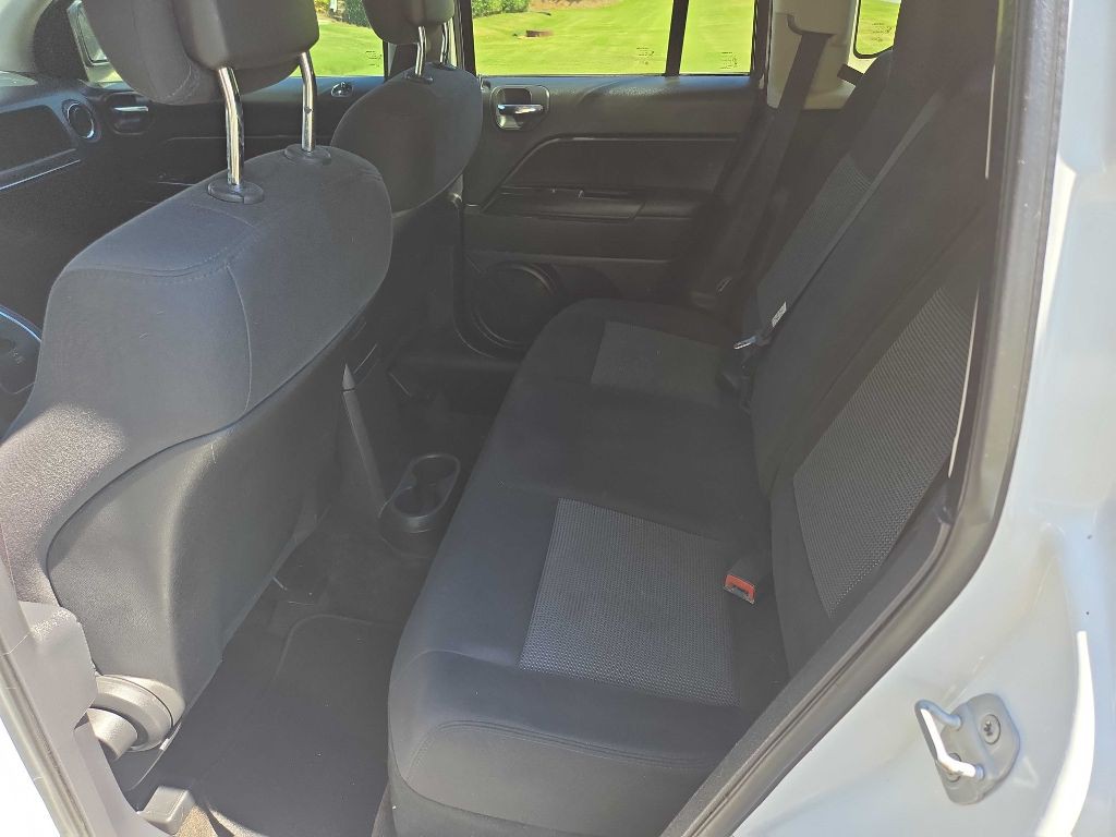 2013 Jeep Compass Image 20