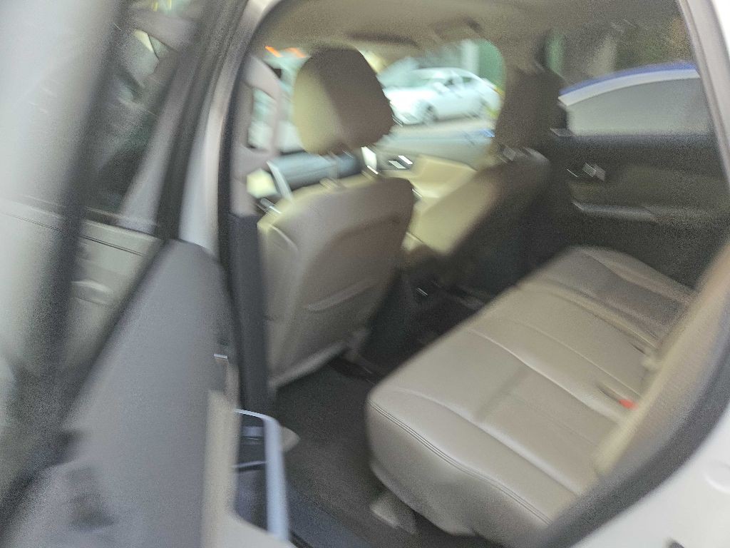 2013 Ford Edge Image 8