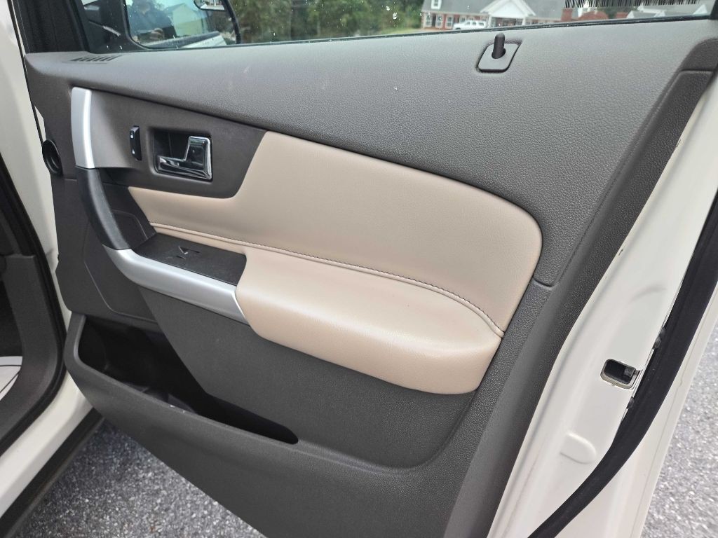 2013 Ford Edge Image 29