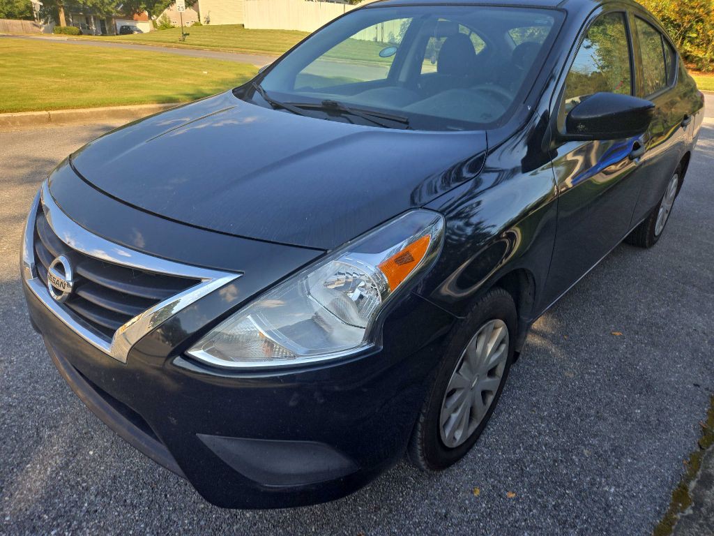 2019 Nissan Versa Image 5