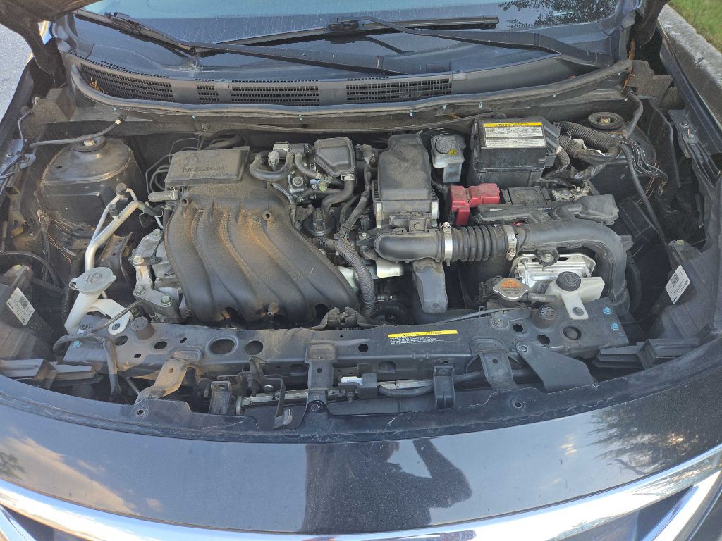 2019 Nissan Versa Image 16