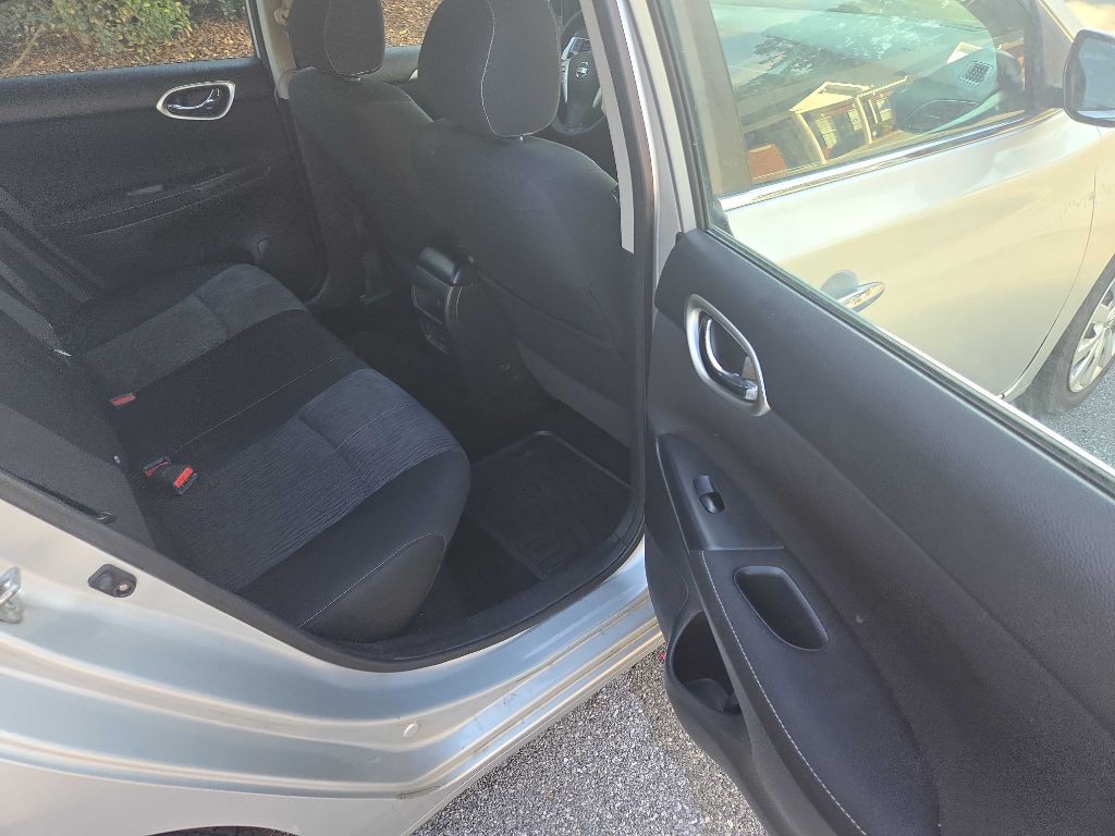 2014 Nissan Sentra Image 9