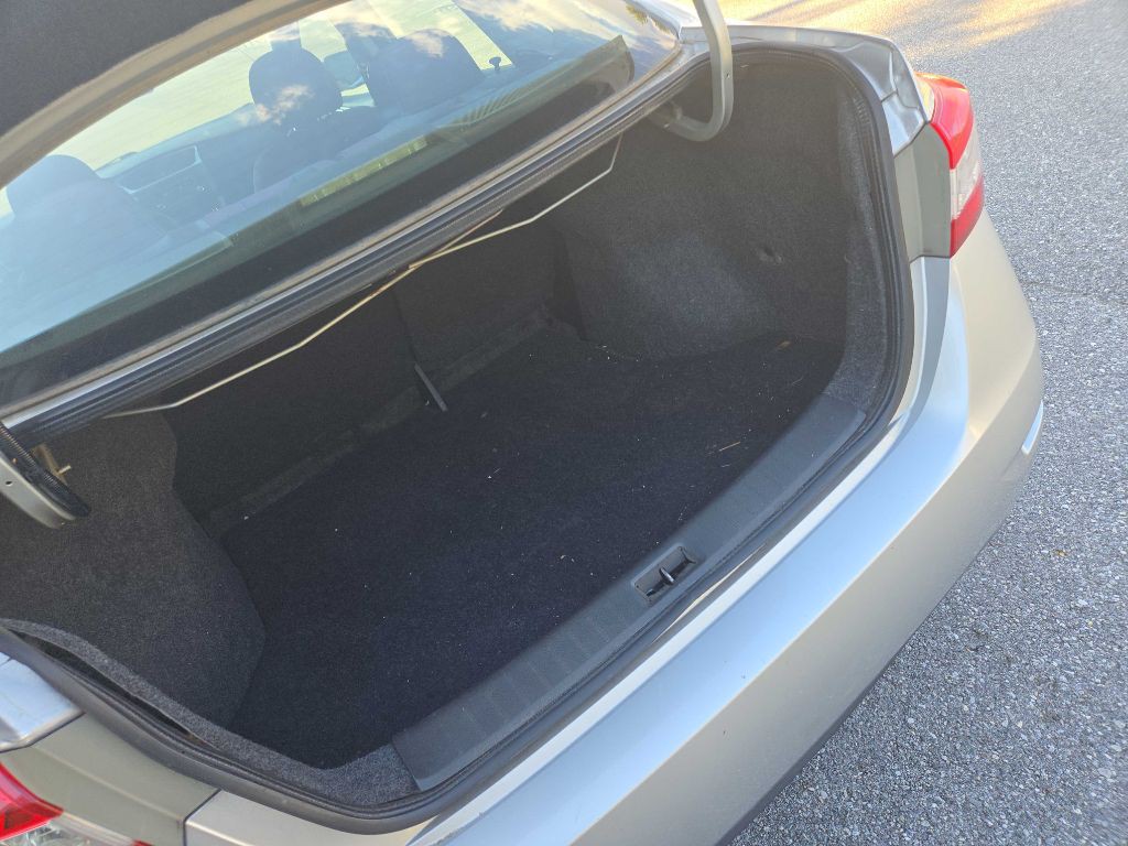 2014 Nissan Sentra Image 19
