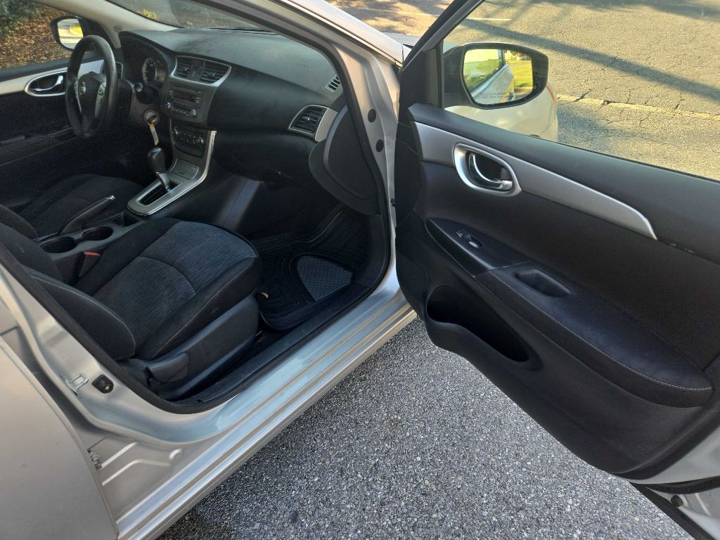 2014 Nissan Sentra Image 7