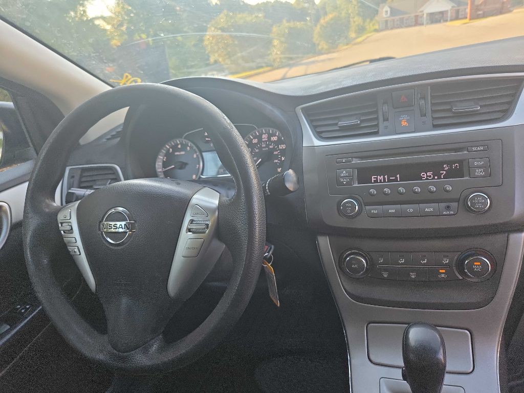 2014 Nissan Sentra Image 24