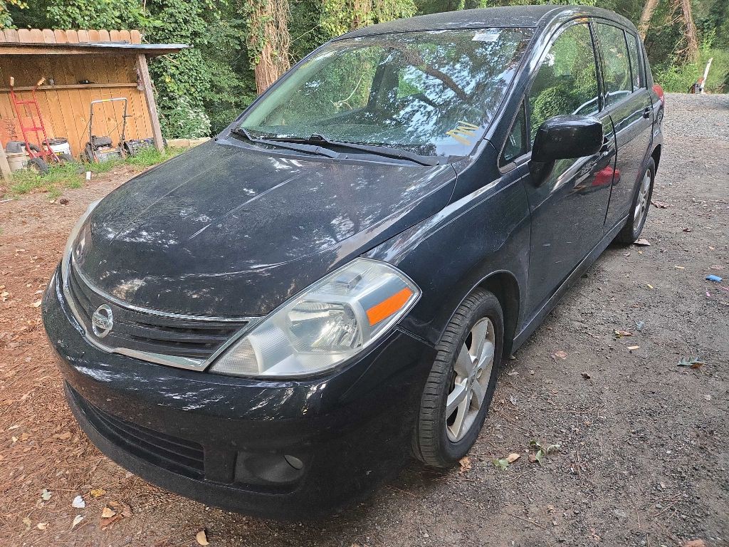 2012 Nissan Versa Image 24
