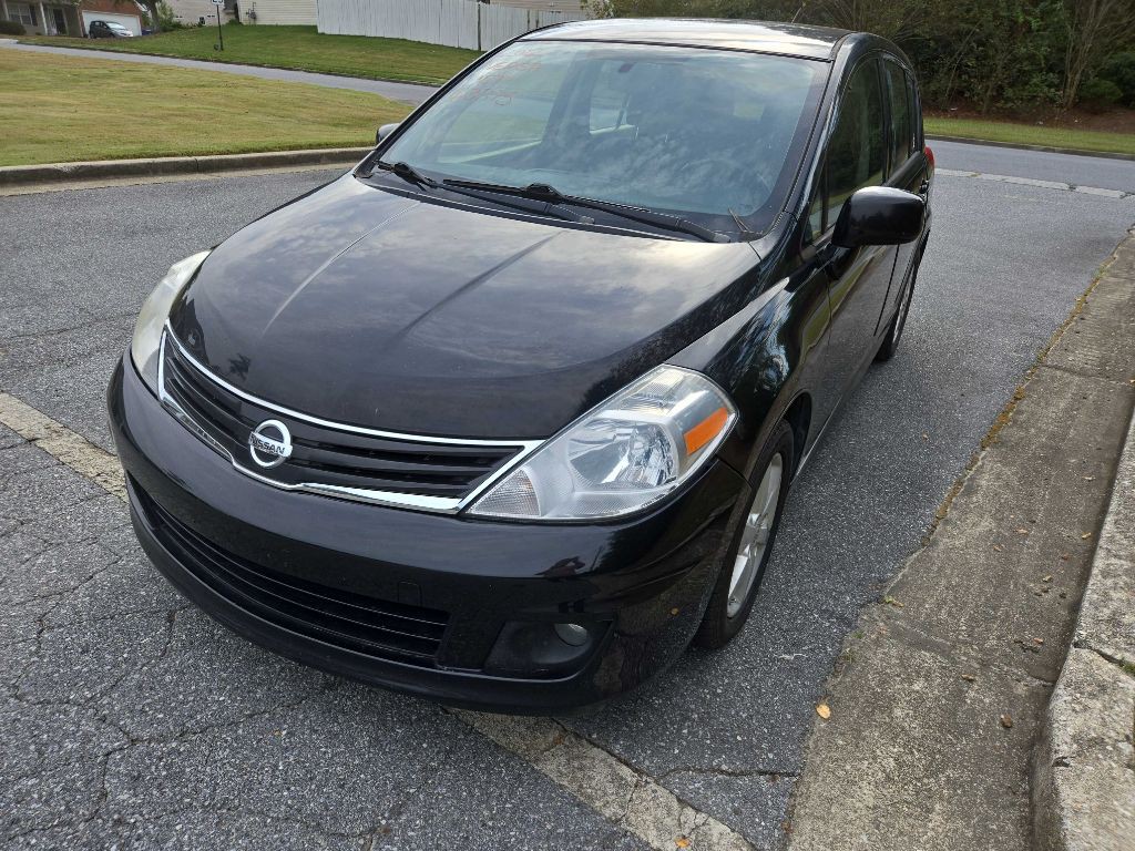 2012 Nissan Versa Image 1