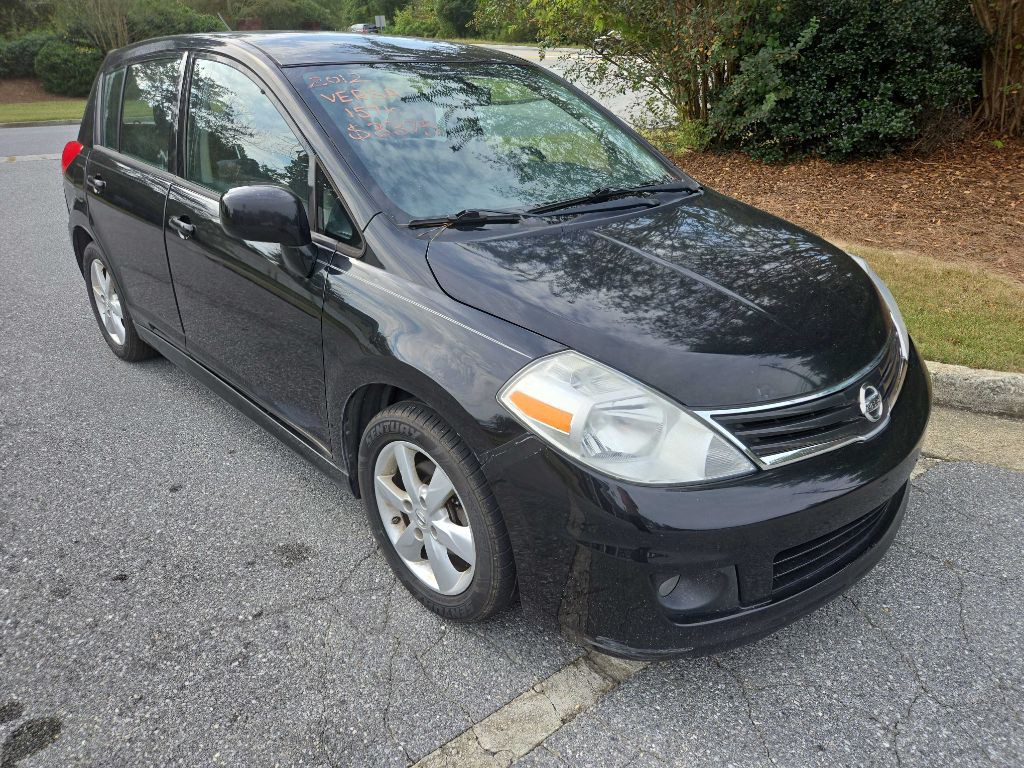 2012 Nissan Versa Image 2
