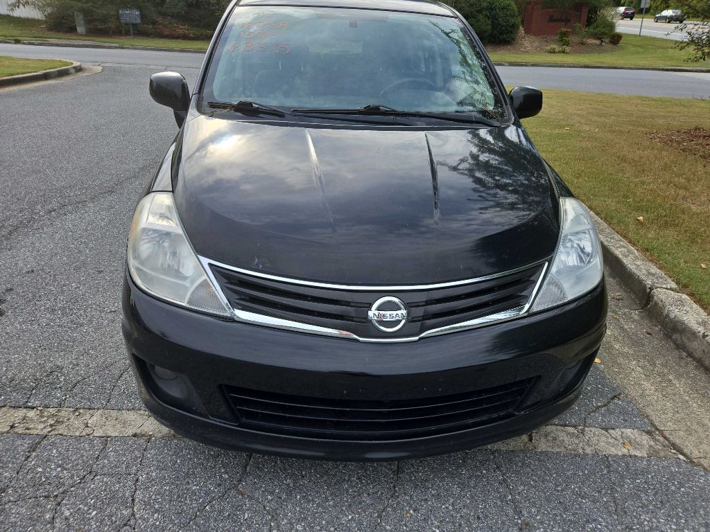 2012 Nissan Versa Image 3